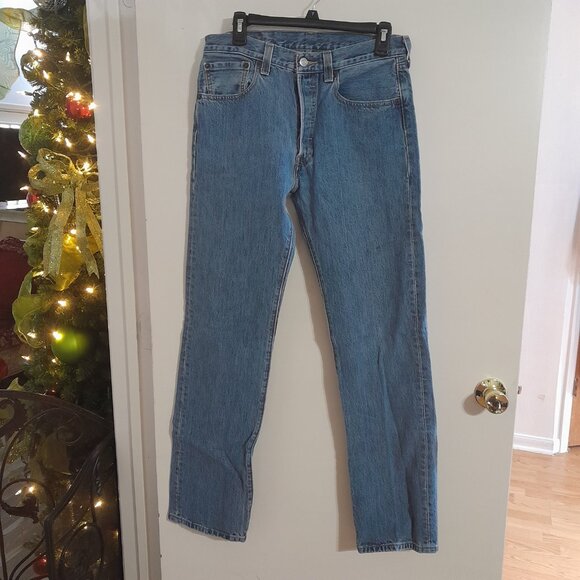Vintage LEVI'S Straight Leg 501's Button-Fly Men's Jeans 32x34 - Picture 6 of 7